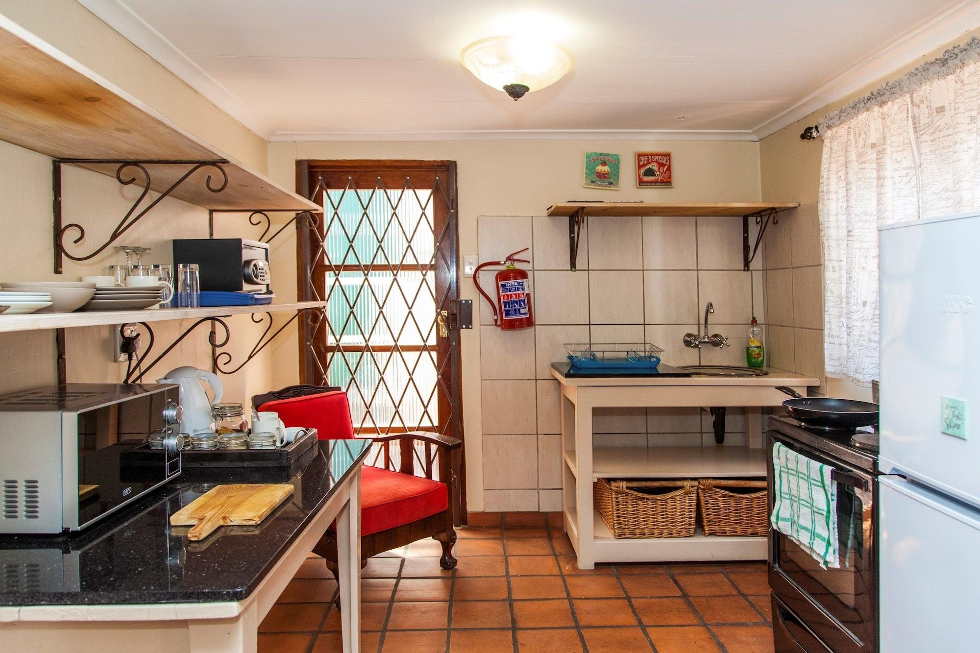 3@Marion Guest House Pretoria-Noord Esterno foto