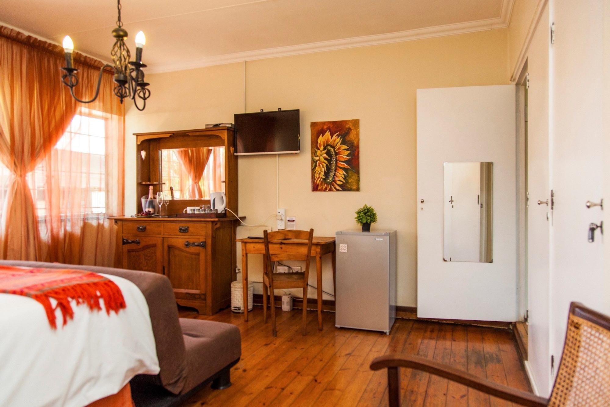 3@Marion Guest House Pretoria-Noord Esterno foto